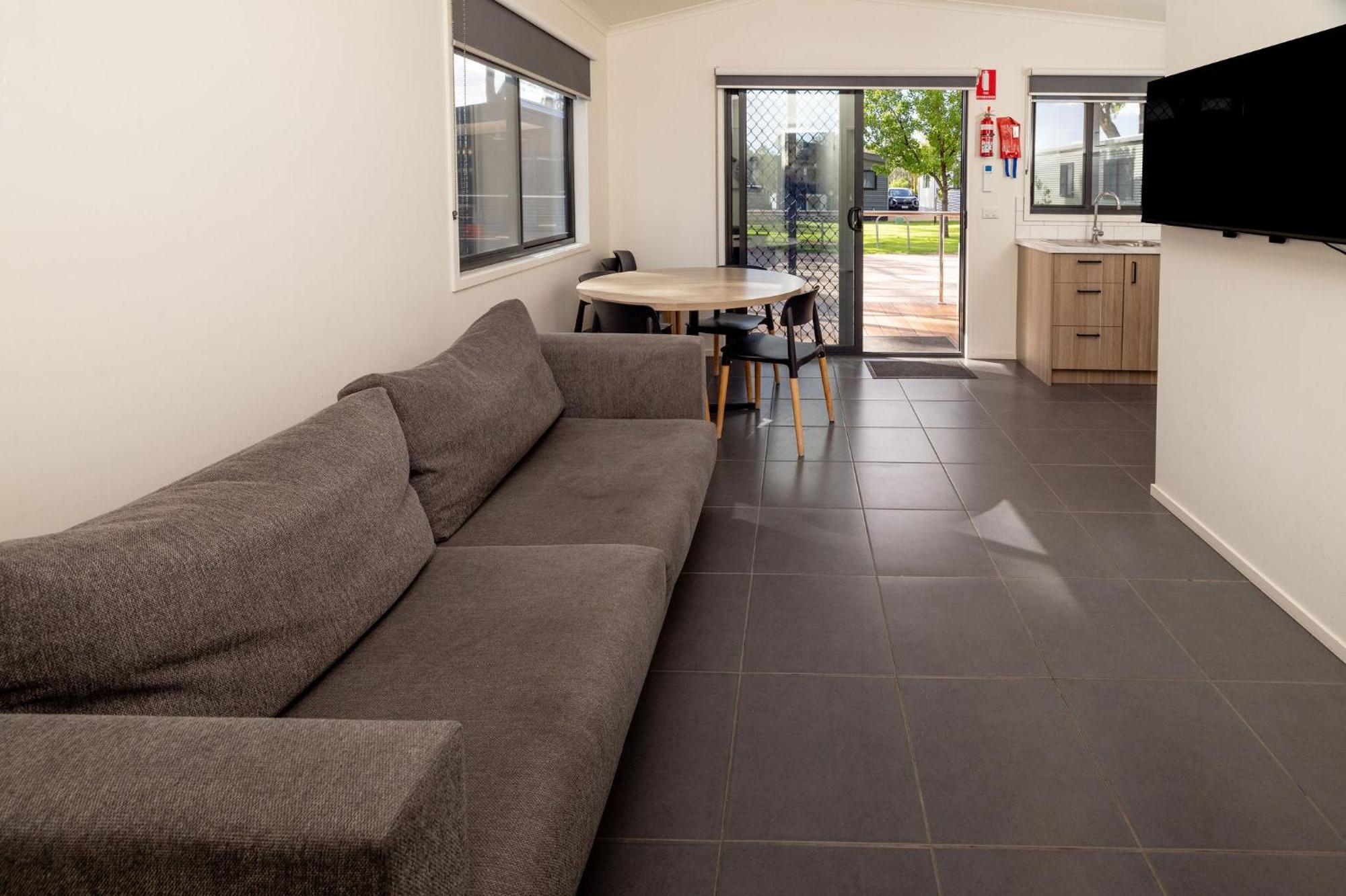 Big4 Renmark Riverfront Holiday Park מראה חיצוני תמונה